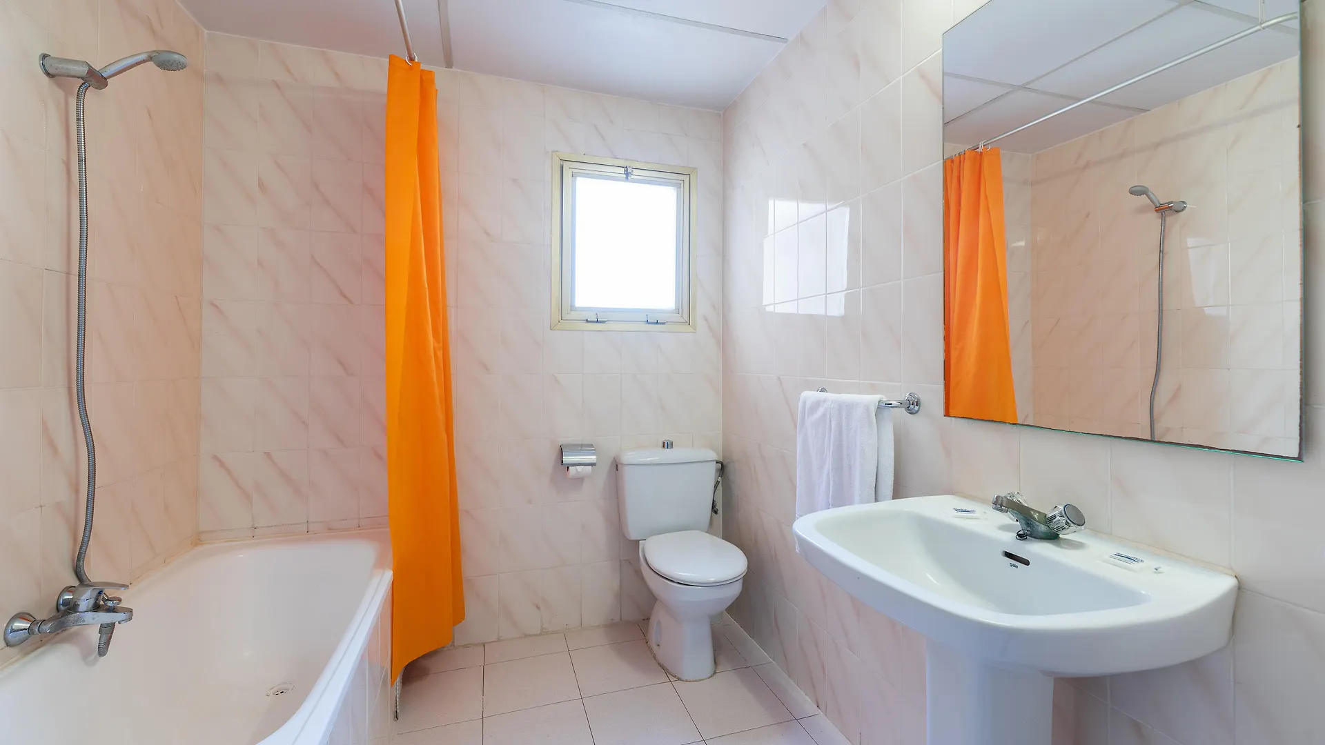 Vendrell Apartment